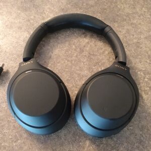 Sony WH-1000 XM4 NR Wireless Headphones Black